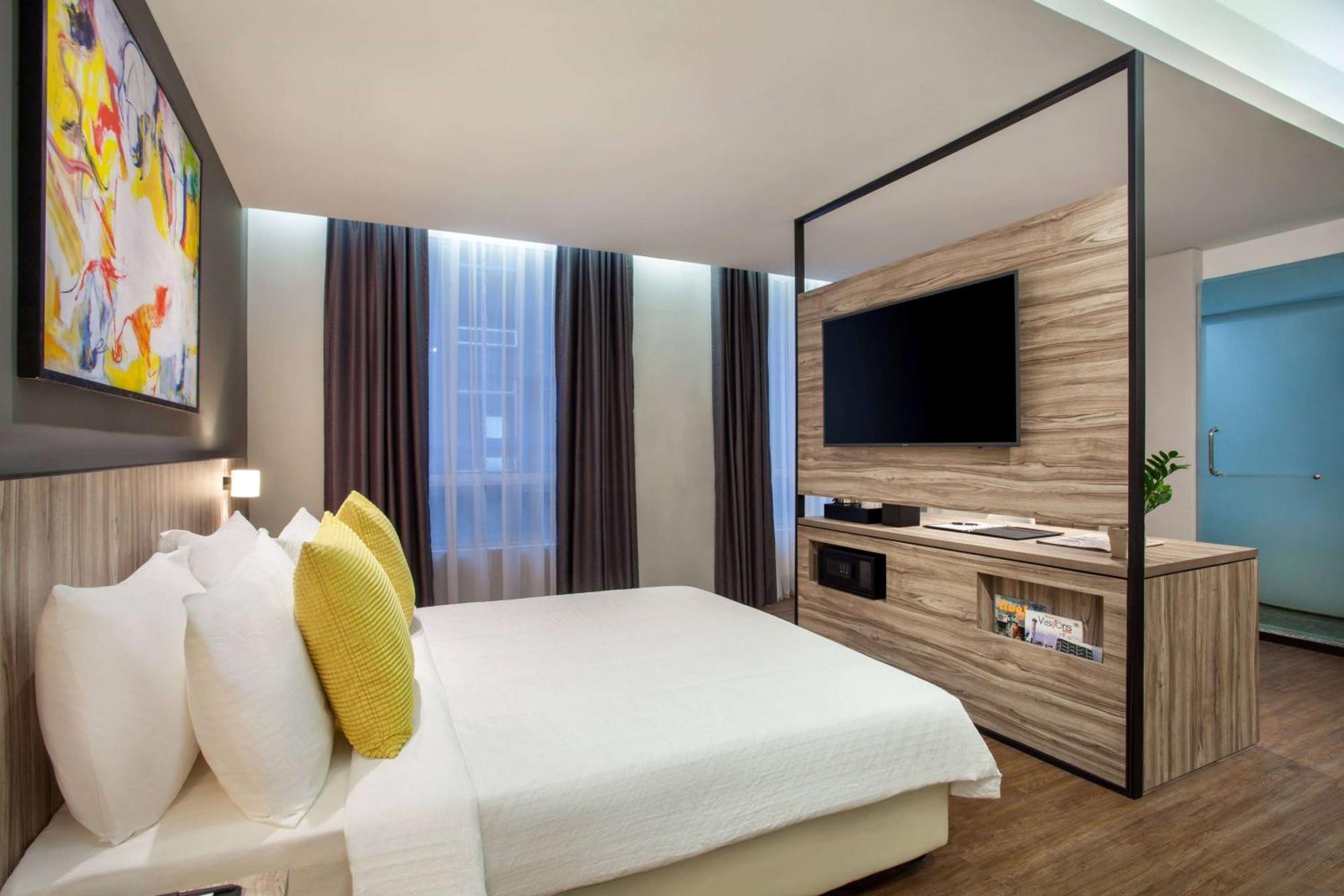 Days Hotel & Suites By Wyndham Kl - Chan Sow Lin Mrt Or Lrt Kuala Lumpur Exterior photo